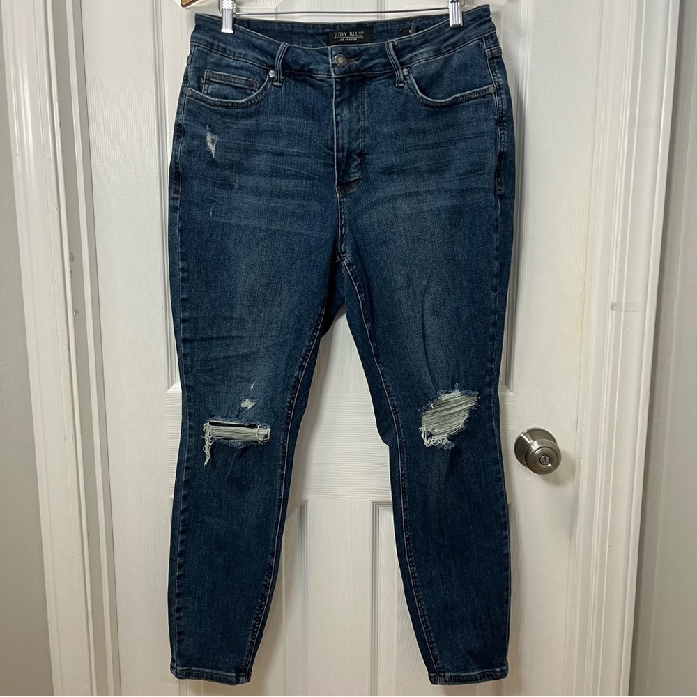 Judy Blue Dark wash Women Distressed Skinny Jeans High rise Stretchy size 16W - Picture 2 of 16